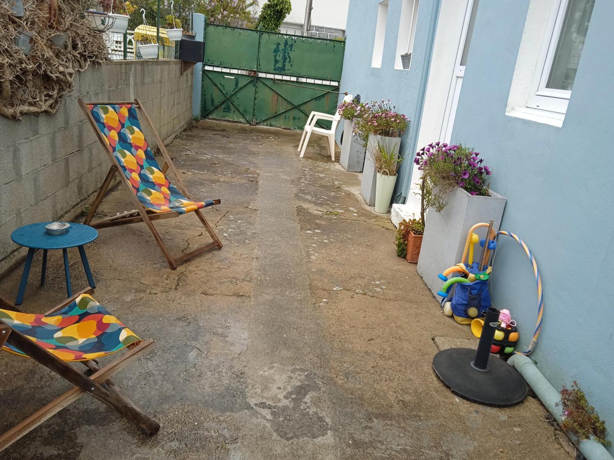 Vila Chez Fa Et Pascal Lanester Exteriér fotografie